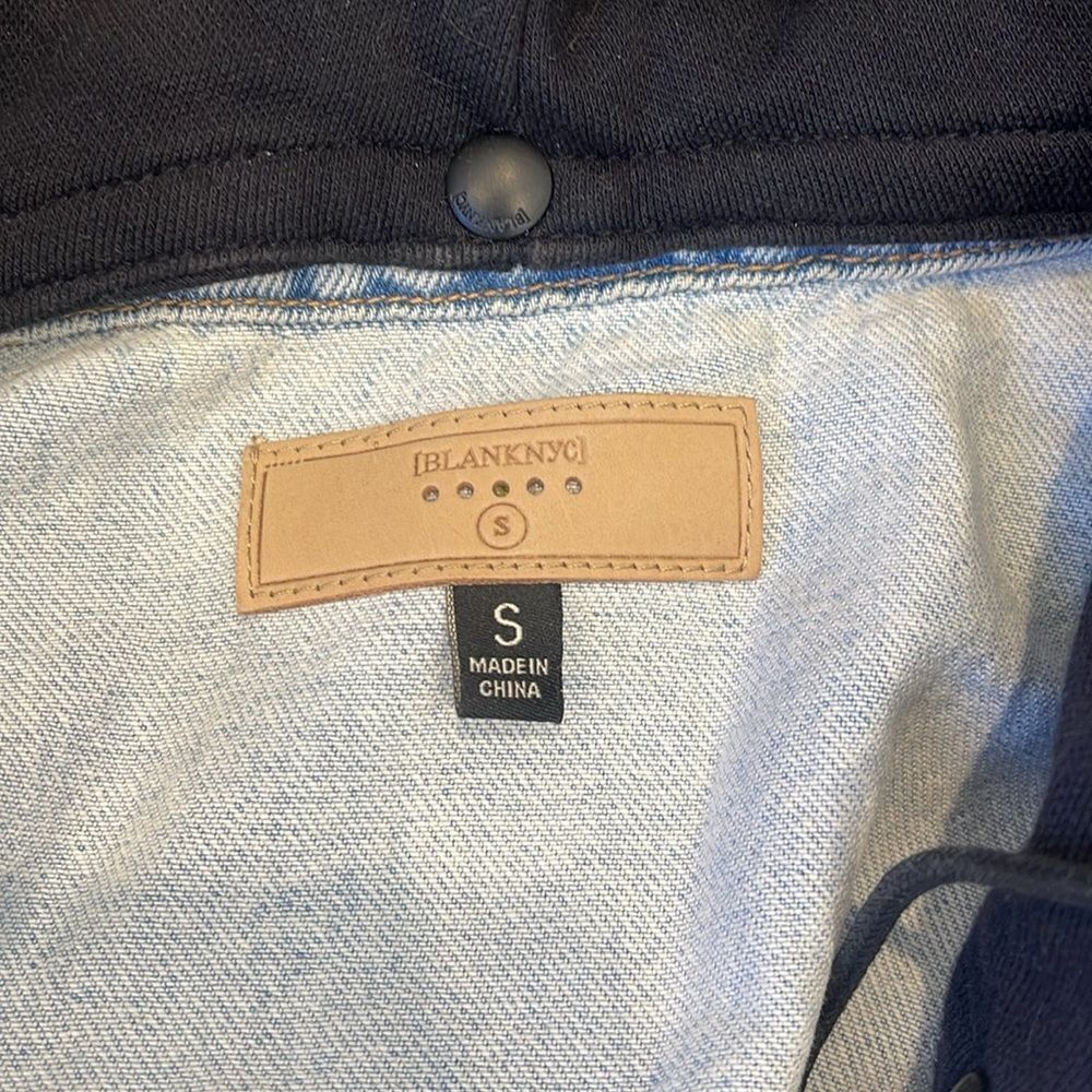 Blank NYC Hooded Denim Jacket size small - Picture 5 of 6